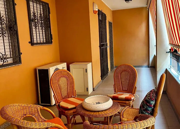 La Casa Di Flora Ad * Альгеро