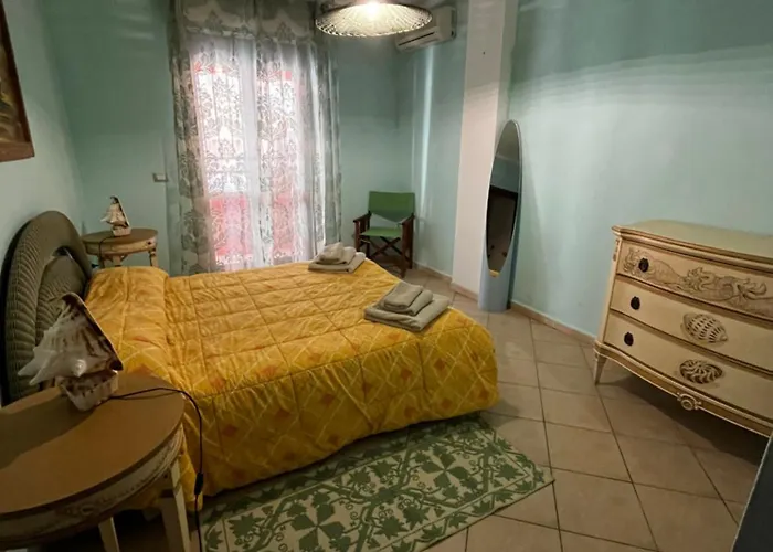 Апартаменты La Casa Di Flora Ad Альгеро