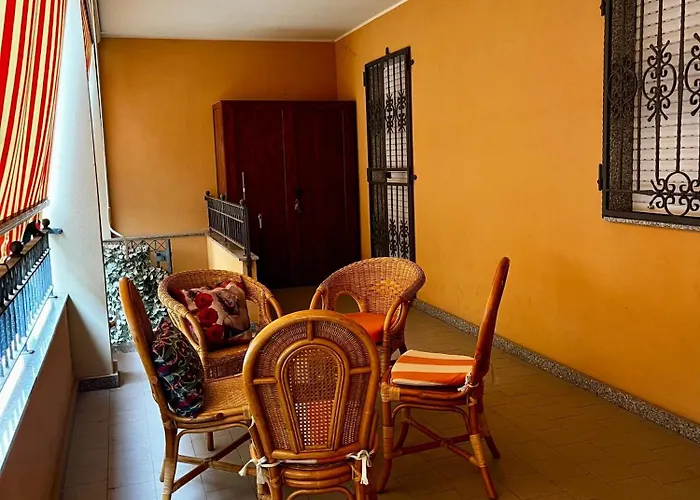 Апартаменты La Casa Di Flora Ad Альгеро